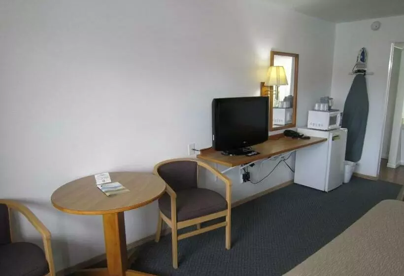 ２ダブルベッドのスタンダードルーム, Cassville Budget Inn