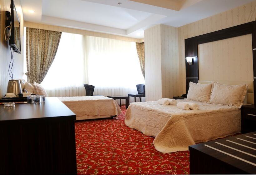 デラックスの４人部屋, Grand Temel