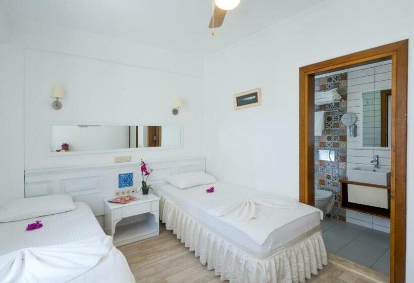 标准房带园景, Hideaway