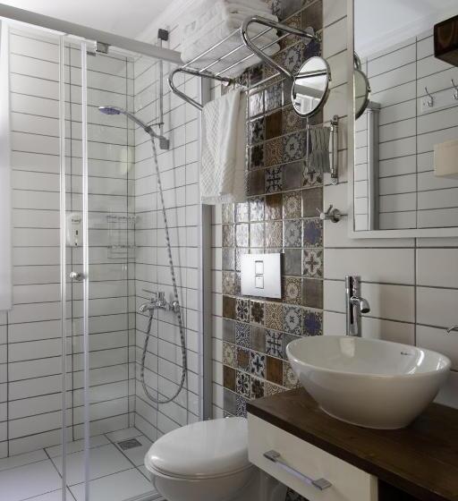 标准房带园景, Hideaway