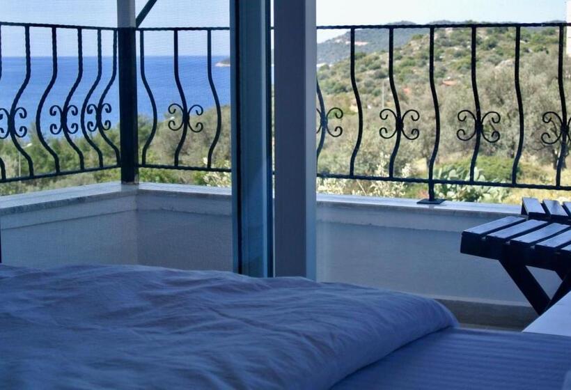 豪华套房, Hideaway