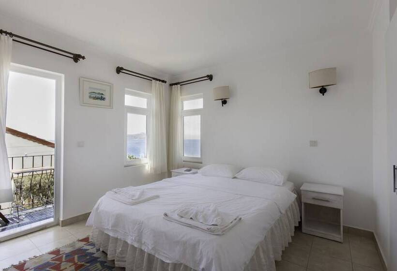 غرفة قياسية إطلالة جانبية علي البحر, Hideaway