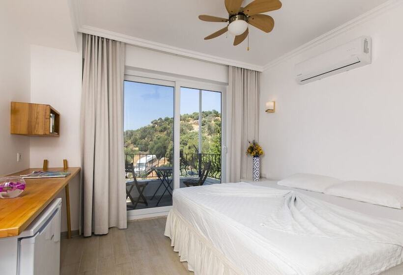 غرفة قياسية إطلالة جانبية علي البحر, Hideaway