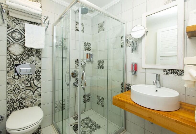 标准间侧面带海景, Hideaway