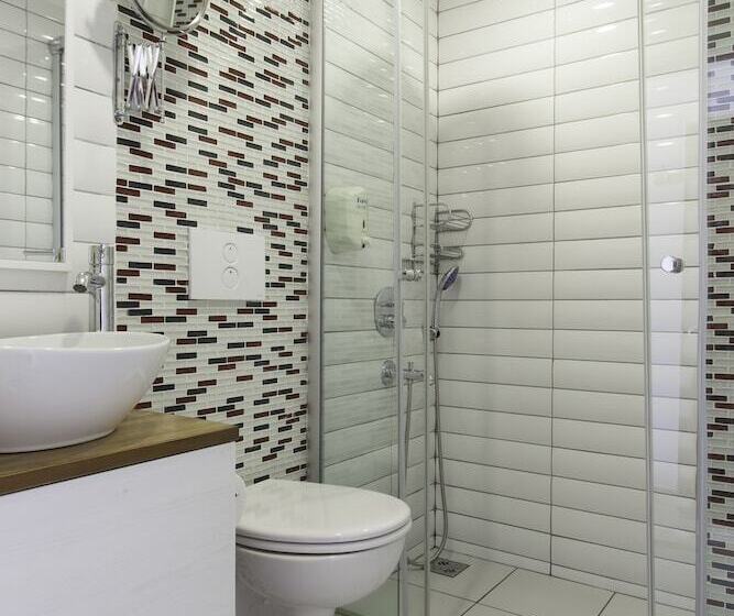 标准间侧面带海景, Hideaway