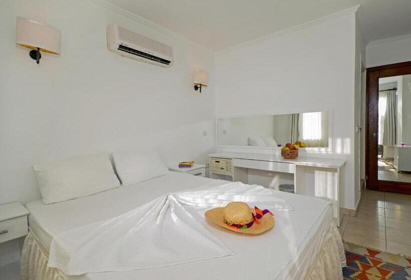 サイドオーシャンビュースタンダードルーム, Hideaway