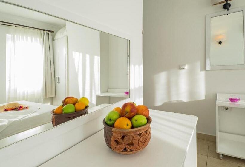 标准间侧面带海景, Hideaway