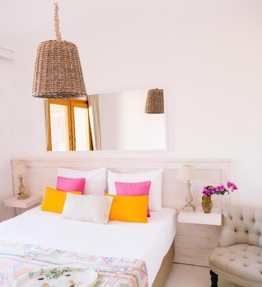 חדר סטנדרטי לשלושה עם נוף, Karia Bel   Adult Only +12