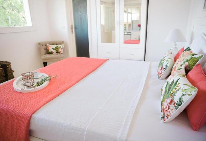 חדר דלוקס עם מרפסת טרסה, Karia Bel   Adult Only +12