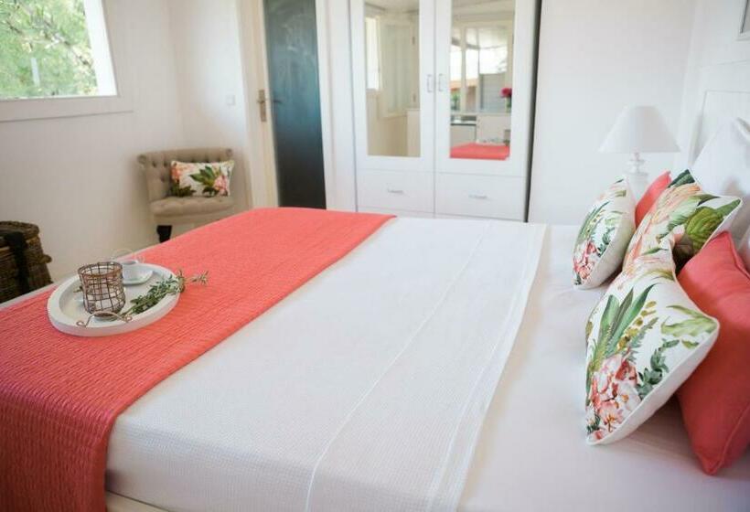 חדר דלוקס עם מרפסת טרסה, Karia Bel   Adult Only +12