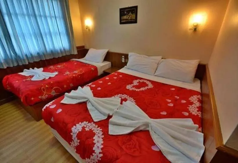 اتاق استاندارد سه نفره, Krabi Grand