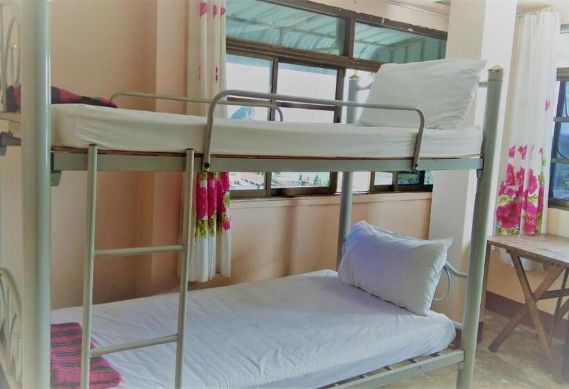 غرفة قياسية, Krabi Grand