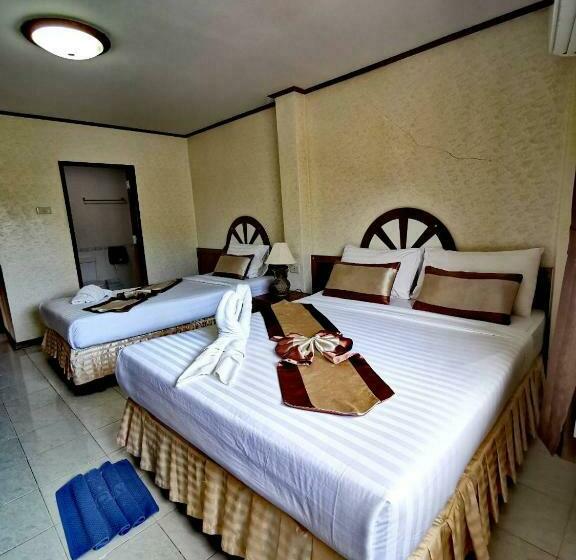 스탠다드 트리플 룸, Natacha