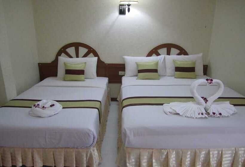 스탠다드 트리플 룸, Natacha