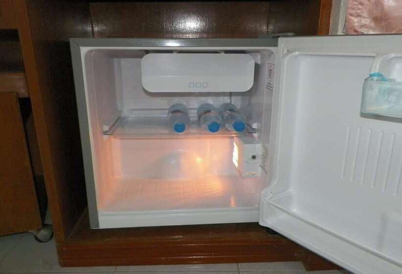 스탠다드 트리플 룸, Natacha