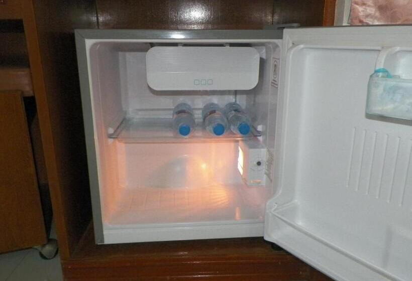 스탠다드 트리플 룸, Natacha