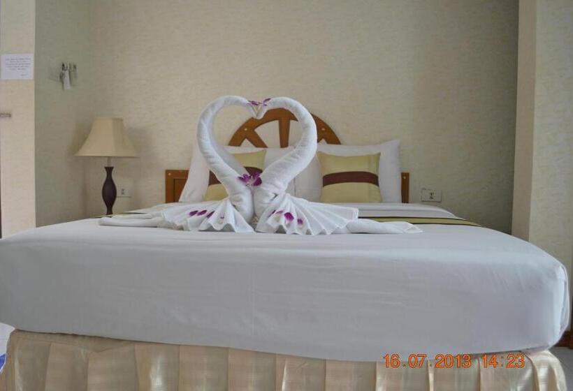 스탠다드 룸, Natacha