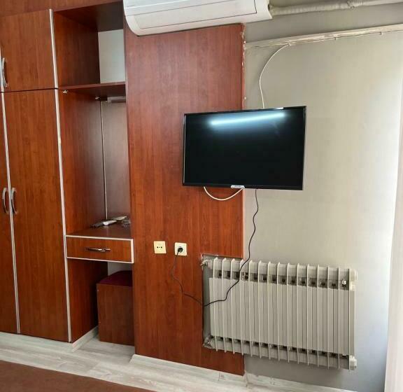 스탠다드 트리플 룸, ünlü