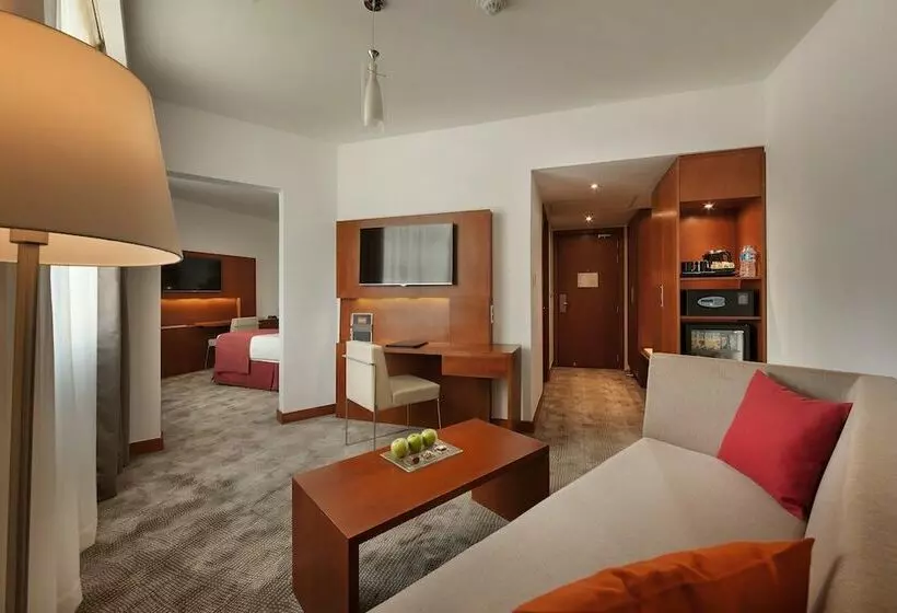 سوییت جونیور, Steigenberger Hotel El Tahrir Cairo