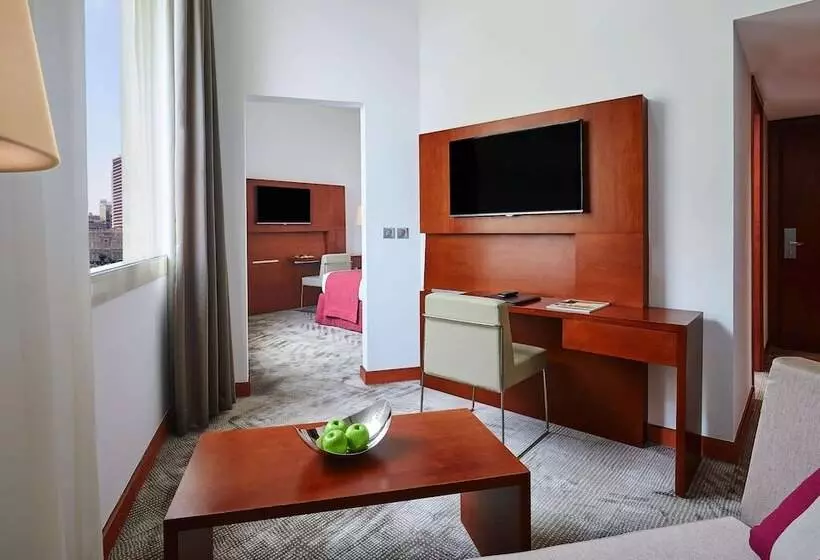سوییت جونیور, Steigenberger Hotel El Tahrir Cairo