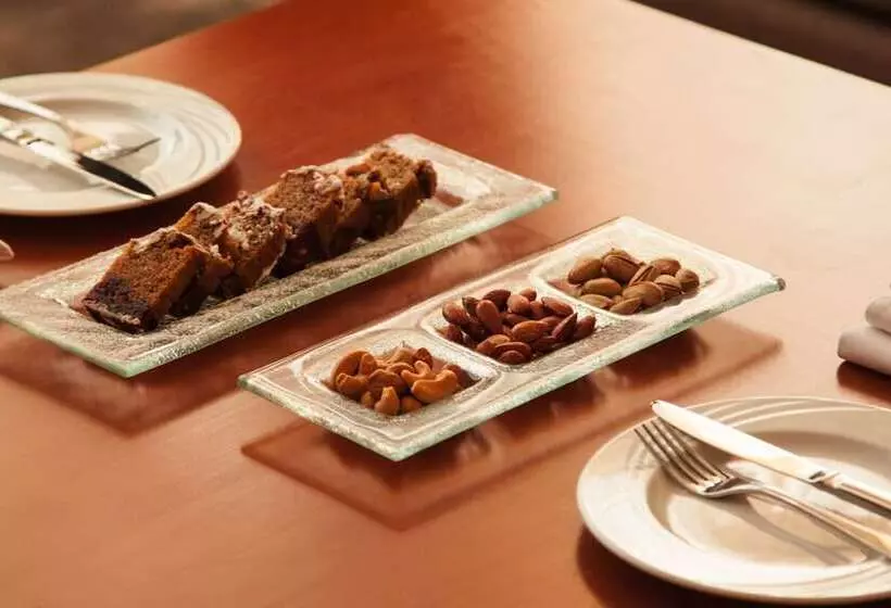 سوییت جونیور, Steigenberger Hotel El Tahrir Cairo