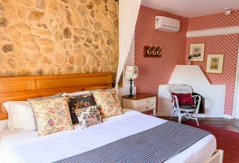 발코니가 있는 스위트, Tw Guaimbe Exclusive Suites