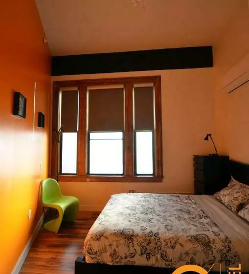 スタンダードルーム, Q4 Hotel & Hostel