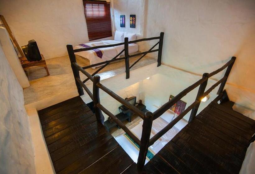 带2个卧室的标准洋房, Baan Pong Tara