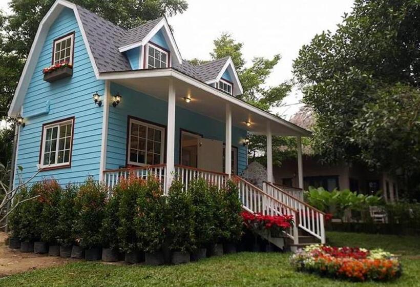Standard bungalow river view, Baan Pong Tara