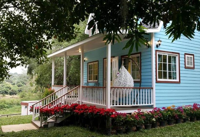 Standard bungalow river view, Baan Pong Tara