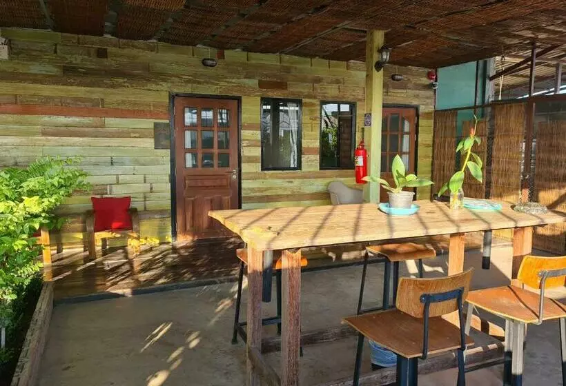 اتاق سوپریور, The 8 Factory Hotel Phitsanulok