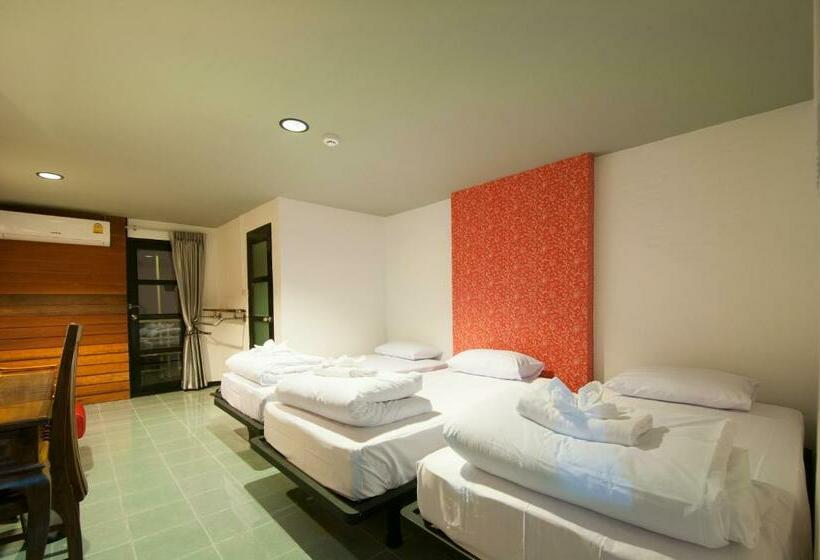 스탠다드 트리플 룸, The 8 Factory Hotel Phitsanulok