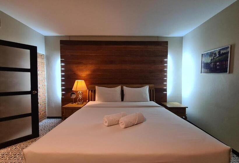 수피리어 룸, The 8 Factory Hotel Phitsanulok