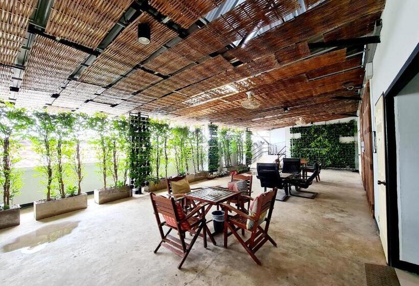 스탠다드 트리플 룸, The 8 Factory Hotel Phitsanulok