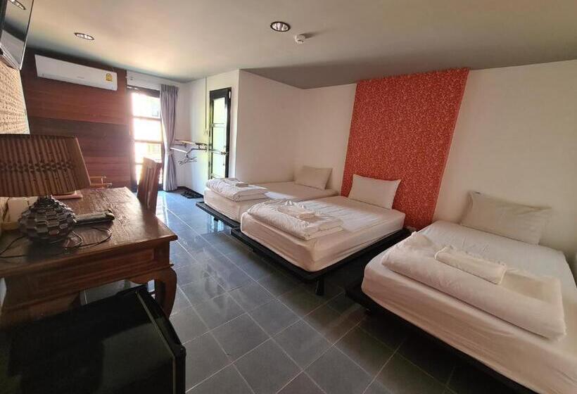 스탠다드 트리플 룸, The 8 Factory Hotel Phitsanulok