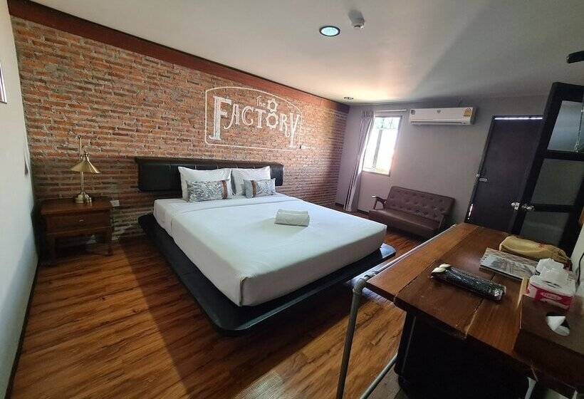 디럭스 룸, The 8 Factory Hotel Phitsanulok
