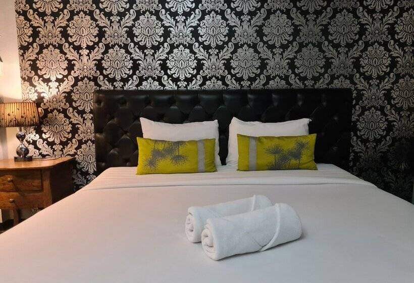 디럭스 룸, The 8 Factory Hotel Phitsanulok