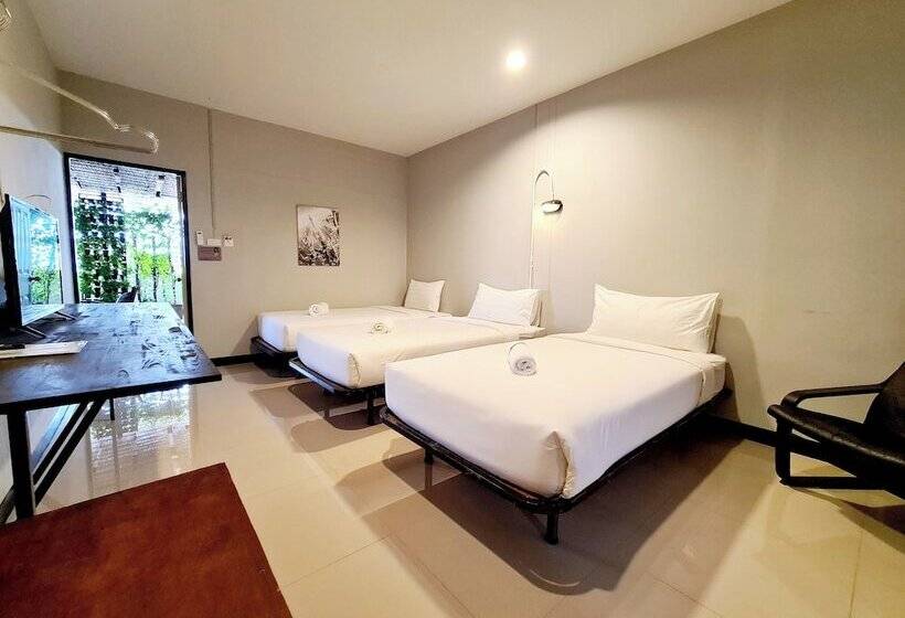 스탠다드 트리플 룸, The 8 Factory Hotel Phitsanulok