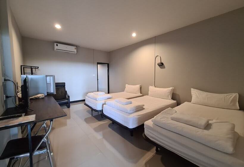 스탠다드 트리플 룸, The 8 Factory Hotel Phitsanulok