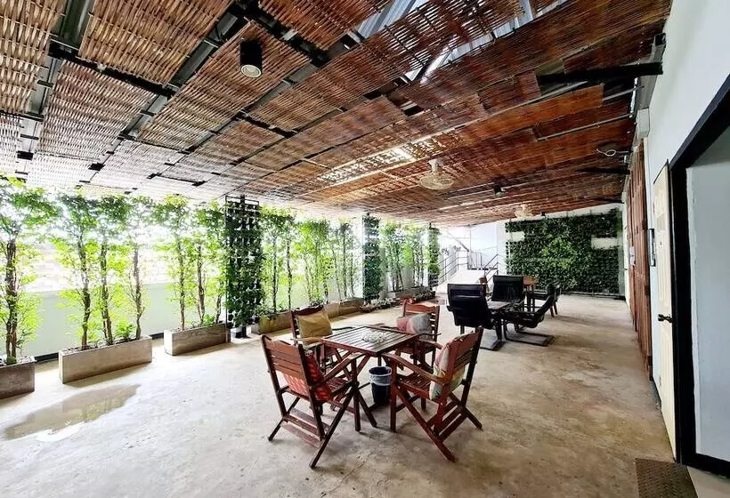 اتاق استاندارد سه نفره, The 8 Factory Hotel Phitsanulok