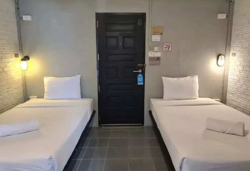 اتاق استاندارد, The 8 Factory Hotel Phitsanulok