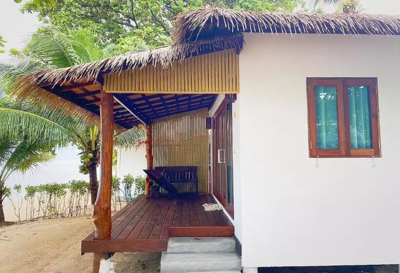 スタンダードバンガロー, V View Beach Resort