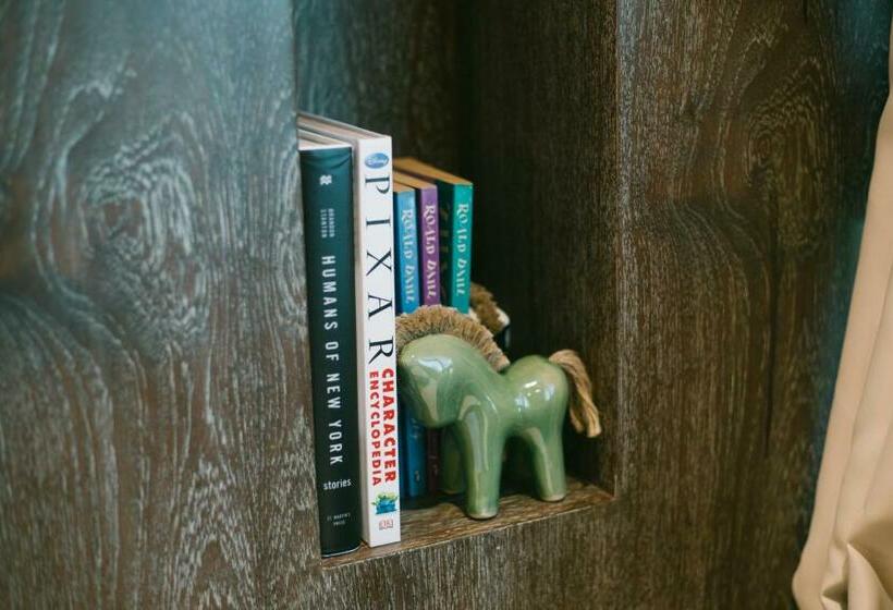 غرفة ديلوكس سرير كينج, Amaka Bed And Breakfast