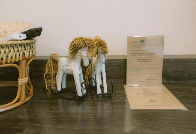 غرفة ديلوكس سرير كينج, Amaka Bed And Breakfast