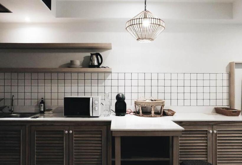 جناح جونيور ديلوكس, Amaka Bed And Breakfast