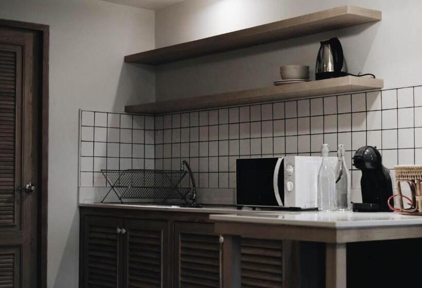 جناح جونيور ديلوكس, Amaka Bed And Breakfast