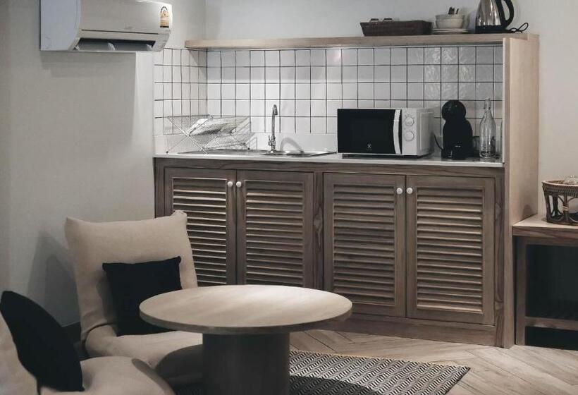 جناح جونيور مزوَّد بتراس, Amaka Bed And Breakfast