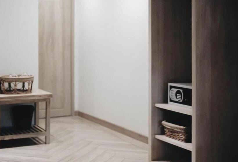 جناح جونيور مزوَّد بتراس, Amaka Bed And Breakfast