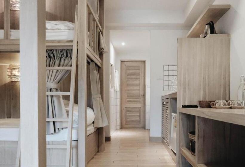 غرفة عائلية مطلّة علي الجبل, Amaka Bed And Breakfast