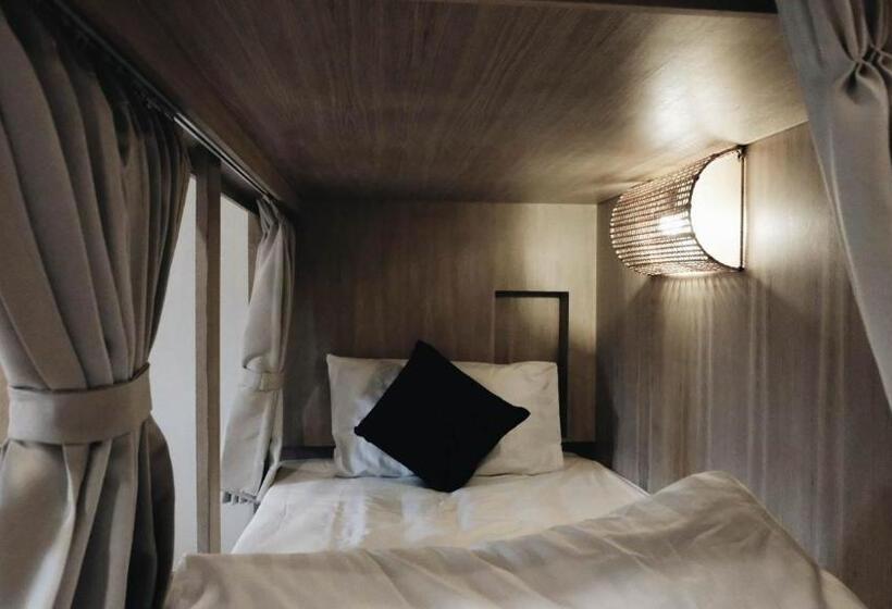 غرفة عائلية مطلّة علي الجبل, Amaka Bed And Breakfast